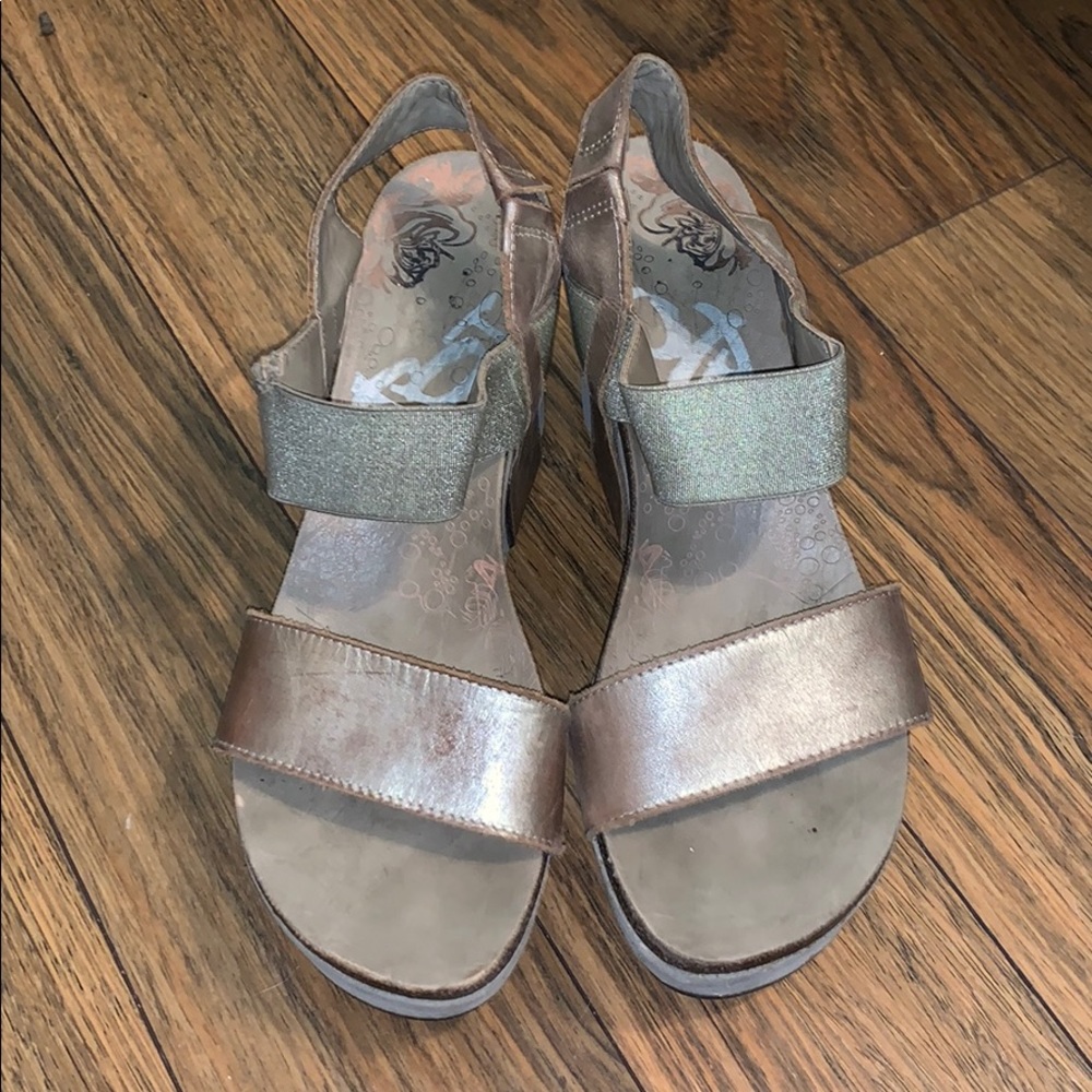 Gold OTBT Bushnell Wedges